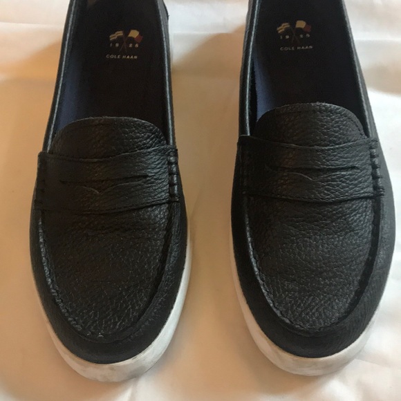 COLE HAAN - Picture 4 of 11